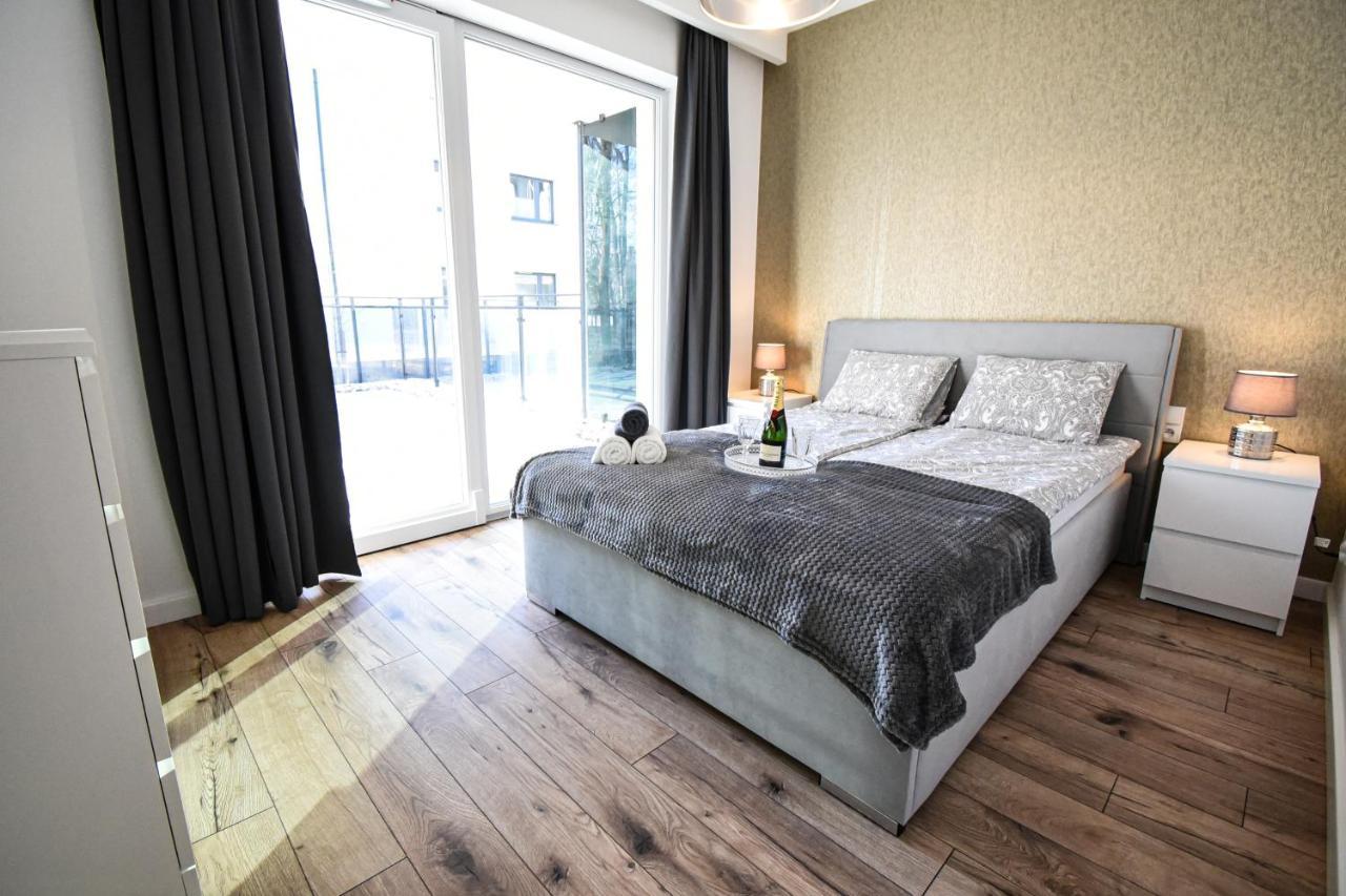 Apartament Villa Park Przy Plazy Z Widokiem Na Jezioro, Taras 50 M2 Ostróda Esterno foto